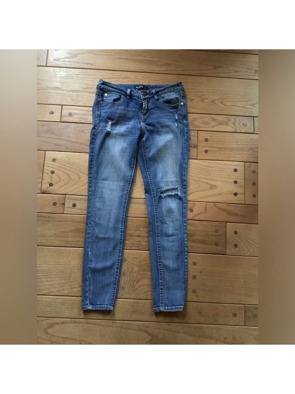 Wallflower Blue Distressed Jeans Women's